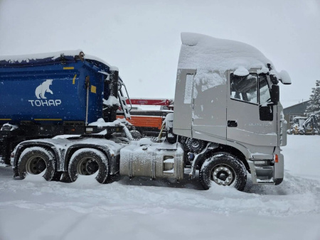 HONGYAN CQ 6x4 Седельный тягач CQ4256HTVG334 — Б/У, 2022 г.