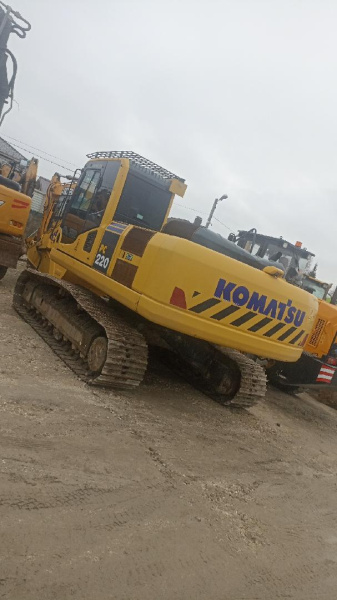 Komatsu (Комацу) PC220-8 — Б/У, 2022 г. (Балашиха, новый)