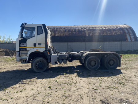 FAW J6 6x6 Седельный тягач CA3250P66K24L1TE5 — Б/У, 2024 г.
