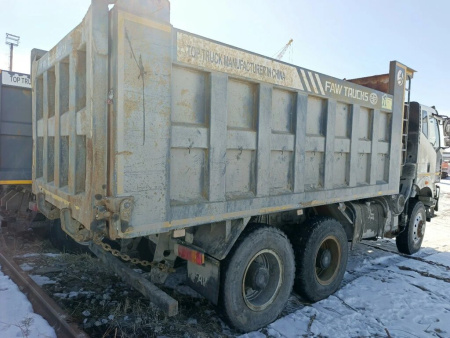FAW J6 6x6 Самосвал CA3250P66K24L1TE5 — Б/У, 2023 г.