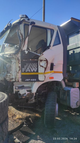 FAW CA 3310 8x4 Самосвал — Б/У, 2022 г.