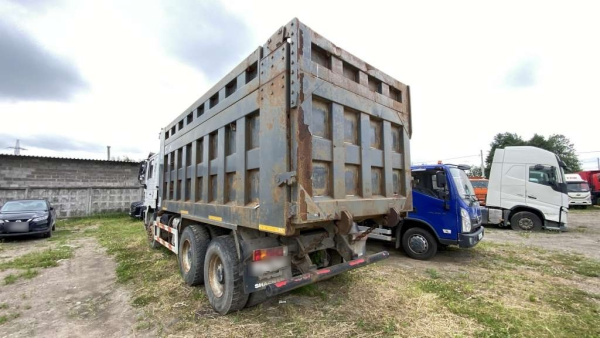 Shacman (Shaanxi) SX3258DT384C 6x4 Самосвал — Б/У, 2022 г.