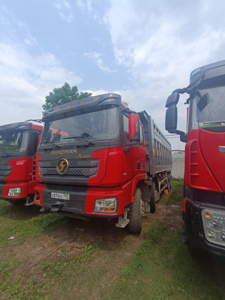 Shacman (Shaanxi) SX 8x4 Самосвал SX33186W366C — Б/У, 2022 г.