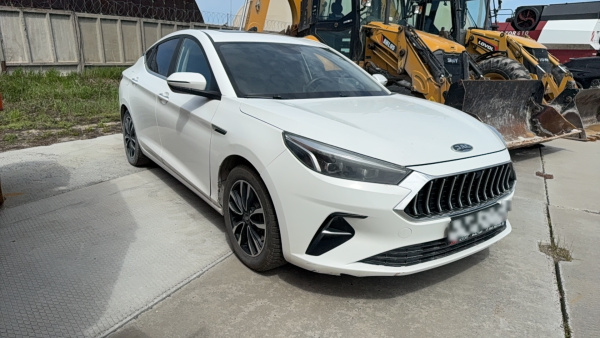 JAC Luxury 1.5 CVT (I поколение) — Б/У, 2023 г.