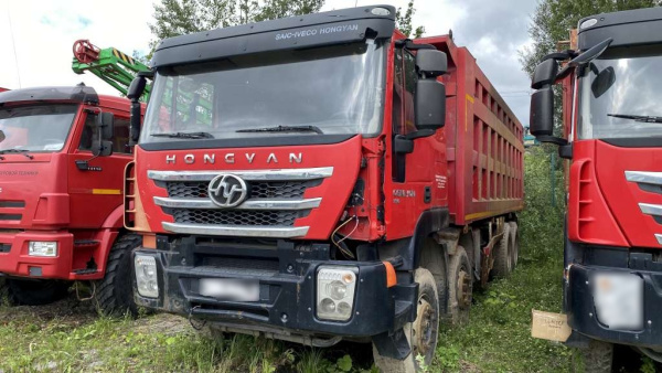 HONGYAN CQ3406HV39 8x4 Самосвал — Б/У, 2021 г.