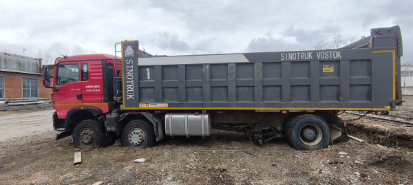 Howo T5G 8x4 Самосвал ZZ3317V386GE1 — Б/У, 2022 г.
