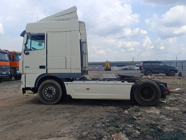 DAF XF 4x2 Седельный тягач FT XF 105 410 — Б/У, 2016 г.