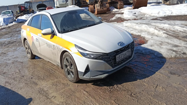 Hyundai Elantra — Б/У, 2023 г. (Балашиха, 129036 км)