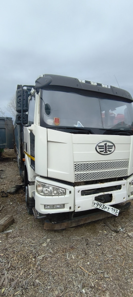 FAW J6 8x4 Самосвал СА3310Р66K24T4E5 — Б/У, 2022 г.