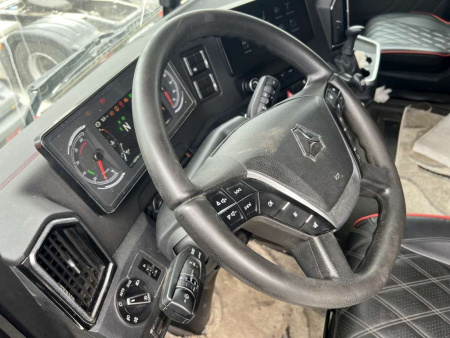 SITRAK ZZ4186V391HE — Б/У, 2023 г.