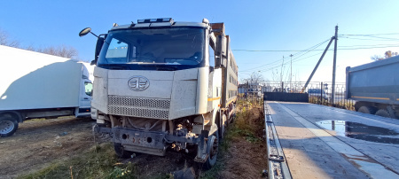 FAW J6* 8x4 Самосвал — Б/У, 2023 г.