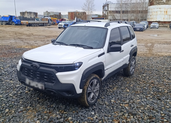LADA Спецсерия BLACK 80hp 5MT — Б/У, 2022 г.
