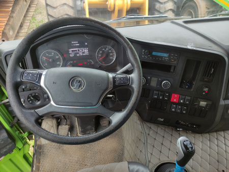 Shacman (Shaanxi) SX42584V324 — Б/У, 2022 г.