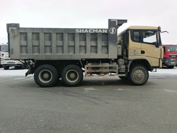 Shacman (Shaanxi) SX 6x6 Самосвал SX32586V385 — Б/У, 2022 г.