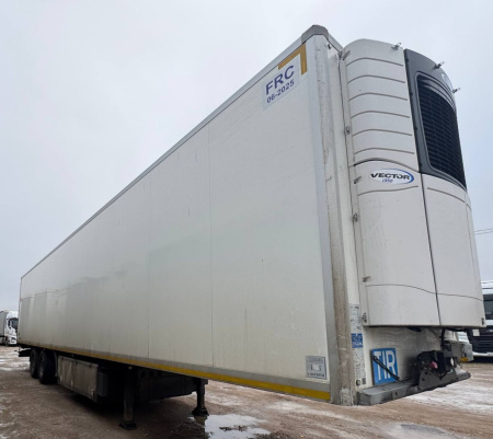 Kogel S24 Полуприцеп изотермический/рефрижератор S24-4 — Б/У, 2019 г.
