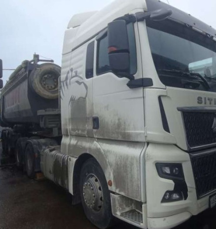 SITRAK ZZ4256V364HE — Б/У, 2024 г.