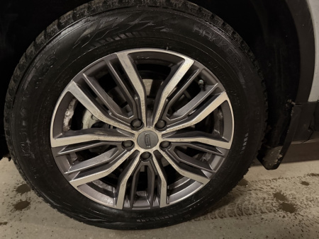 Geely Atlas Pro Luxury 1.5T DCT7 4WD — Б/У, 2023 г.
