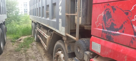 Shacman (Shaanxi) SX 8x4 Самосвал SX33186T366C — Б/У, 2021 г.