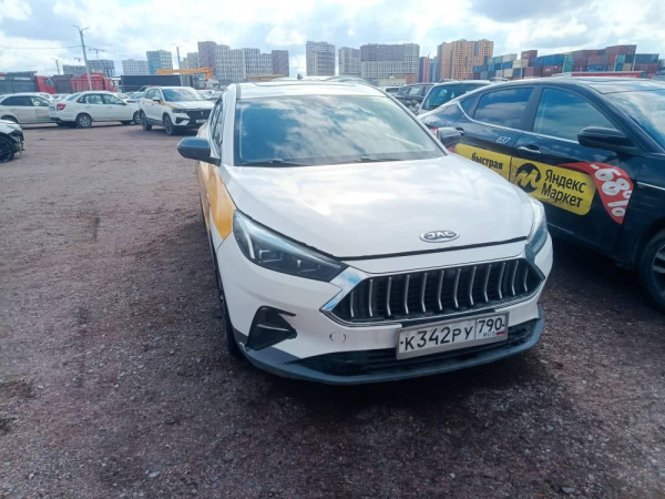 JAC J7 — Б/У, 2023 г. (Санкт-Петербург, 206896 км)