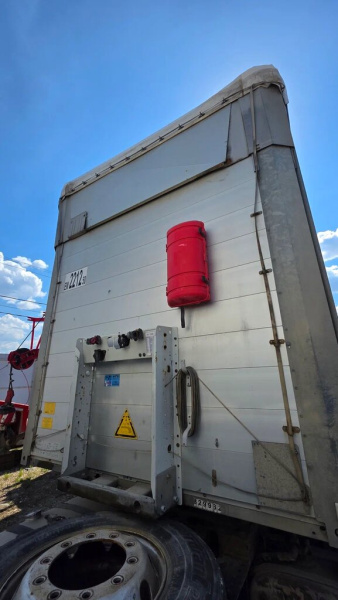 Schmitz Cargobull SCS Полуприцеп шторный SCS 24/L-13.62 EB — Б/У, 2018 г.