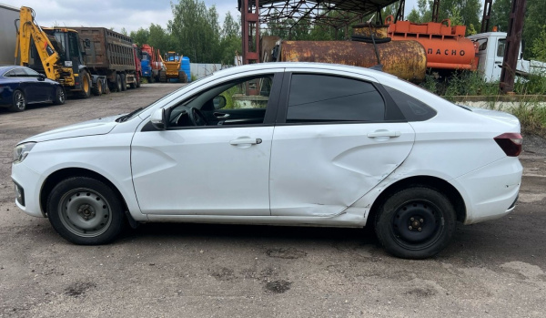 LADA VESTA Седан Enjoy 24 1.6 106hp 5MT — Б/У, 2024 г.