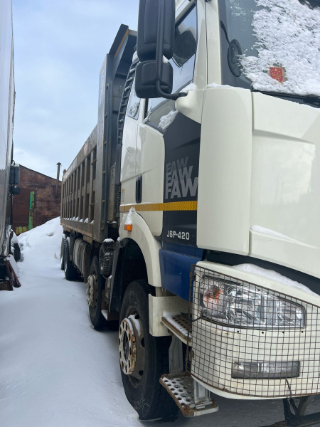 FAW J6 8x4 Самосвал СА3310Р66K24T4E5 — Б/У, 2022 г.