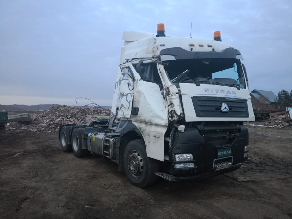 SITRAK C7H 6x4 Седельный тягач ZZ4256V364HE — Б/У, 2023 г.