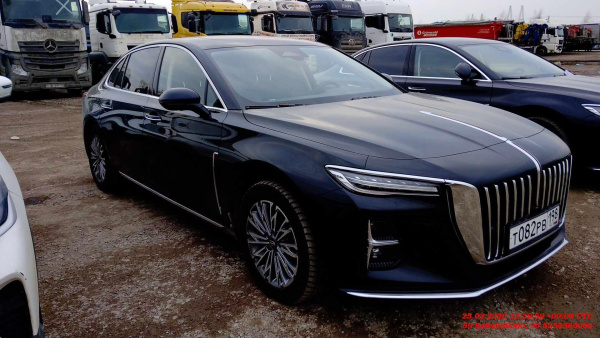 Hongqi H5 — Б/У, 2024 г. (Санкт-Петербург, 137416 км)