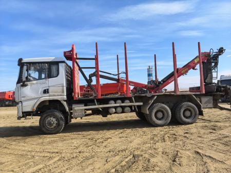 Shacman (Shaanxi) SX 6x6 Сортиментовоз с КМУ 3258А3 — Б/У, 2024 г.