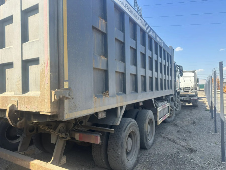 FAW J6 8x4 Самосвал СА3310Р66K24T4E5 — Б/У, 2023 г.