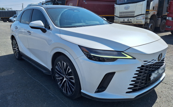 LEXUS Premium — Б/У, 2023 г.