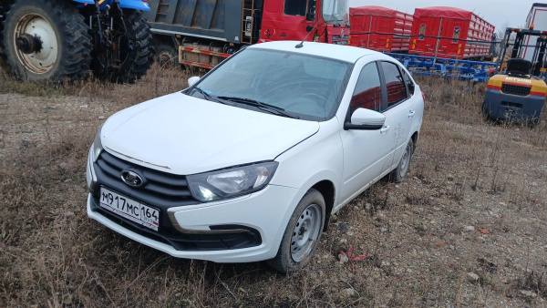 Lada Granta лифтбек — Б/У, 2024 г. (Саратов, 141620 км)