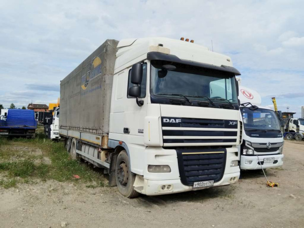 DAF XF 105.460 — Б/У, 2013 г.