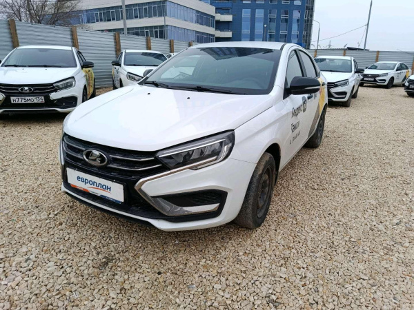 Lada Vesta седан — Б/У, 2023 г. (Волгоград, 136646 км)