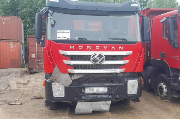 HONGYAN CQ3406HV45 — Б/У, 2023 г.