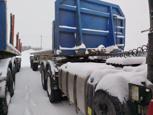ПРОИЗВОДСТВЕННАЯ КОМПАНИЯ УНИВЕРСАЛЬНОЙ СПЕЦТЕХНИКИ 4679 Полуприцеп бортовой 4679P8 — Б/У, 2022 г.
