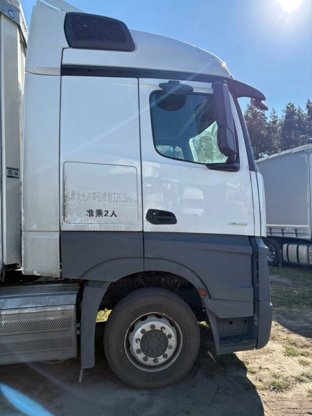 Mercedes-Benz ACTROS 4x2 Седельный тягач 1848 — Б/У, 2023 г.
