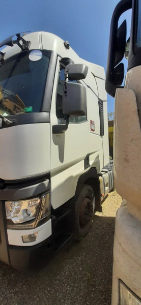 Renault T 6x2 Седельный тягач T11.460 6x2 — Б/У, 2016 г.