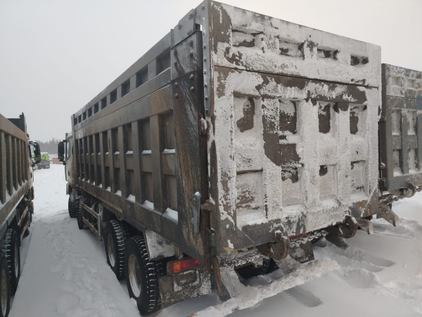 Shacman (Shaanxi) SX 8x4 Самосвал SX33186W366C — Б/У, 2022 г.