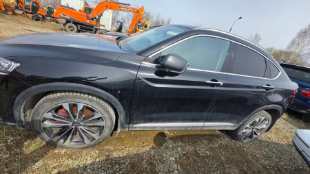 Geely Tugella Flagship 2.0T 8AT 4WD — Б/У, 2022 г.