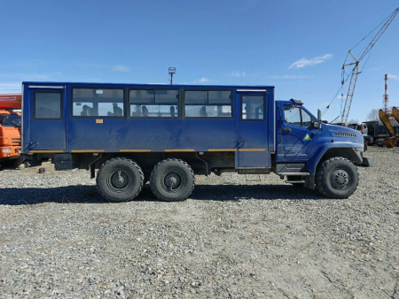 Ural 3255 6x6 Вахтовый автобус 32551-5013-71 — Б/У, 2020 г.
