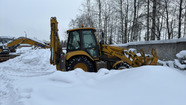 SDLG (Shandong Lingong Construction Machinery Co., PowerCat) B877F — Б/У, 2025 г. (Сыктывкар, новый)