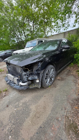 Genesis G80 Luxury 2.0 T-GDI 8AT 4WD — Б/У, 2017 г.