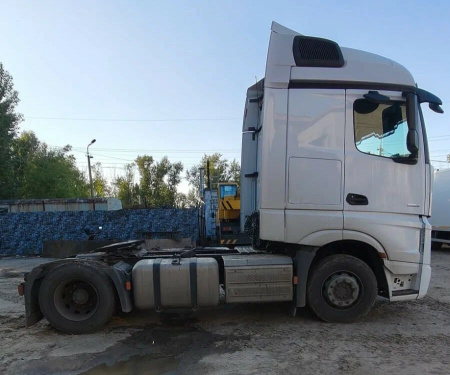 Mercedes-Benz ACTROS 4x2 Седельный тягач 1853 — Б/У, 2023 г.