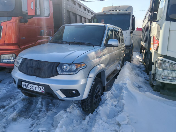 UAZ PATRIOT Люкс Премиум 2.7 6AT 4х4 — Б/У, 2021 г.