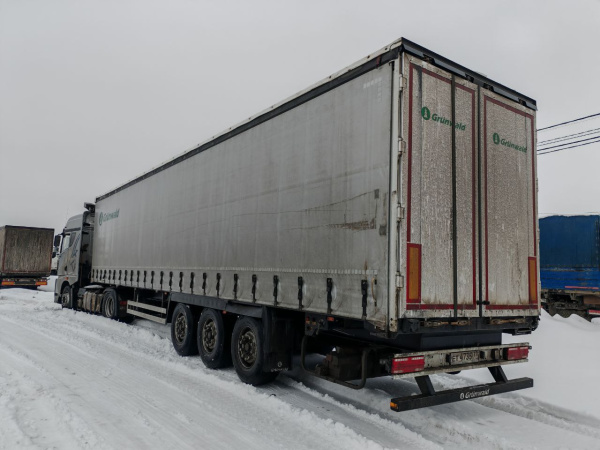 Grunwald 9453 Полуприцеп бортовой 9453-0000010-10 — Б/У, 2024 г.