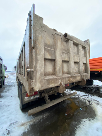 Shacman (Shaanxi) SX 8x4 Самосвал SX331863366 — Б/У, 2022 г.