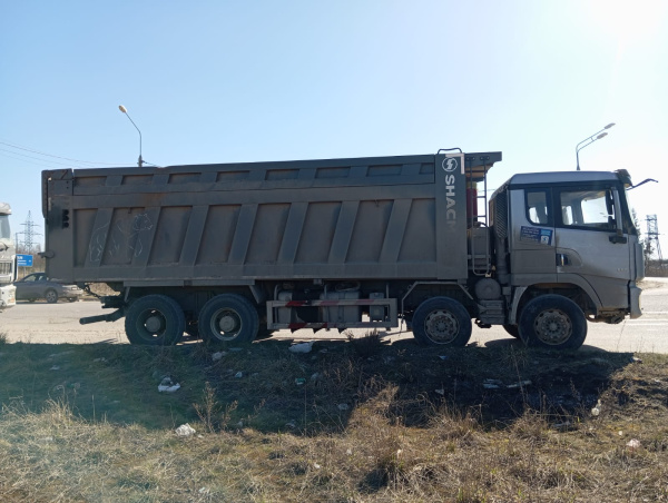 Shacman (Shaanxi) SX 8x4 Самосвал SX331863366 — Б/У, 2023 г.