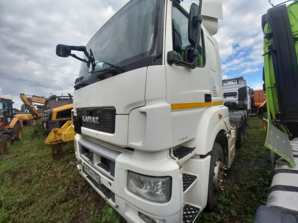 КамАЗ 65206 6x4 Седельный тягач 65206-T5 — Б/У, 2016 г.
