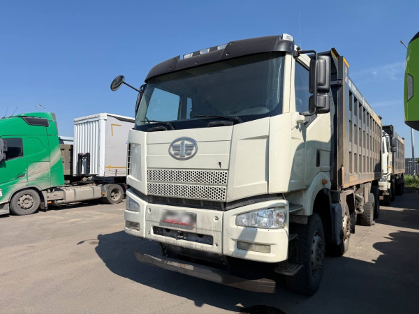 FAW J6* 8x4 Самосвал — Б/У, 2022 г.